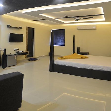 Hotel Barcelona Exotica Ahmadábád Kültér fotó